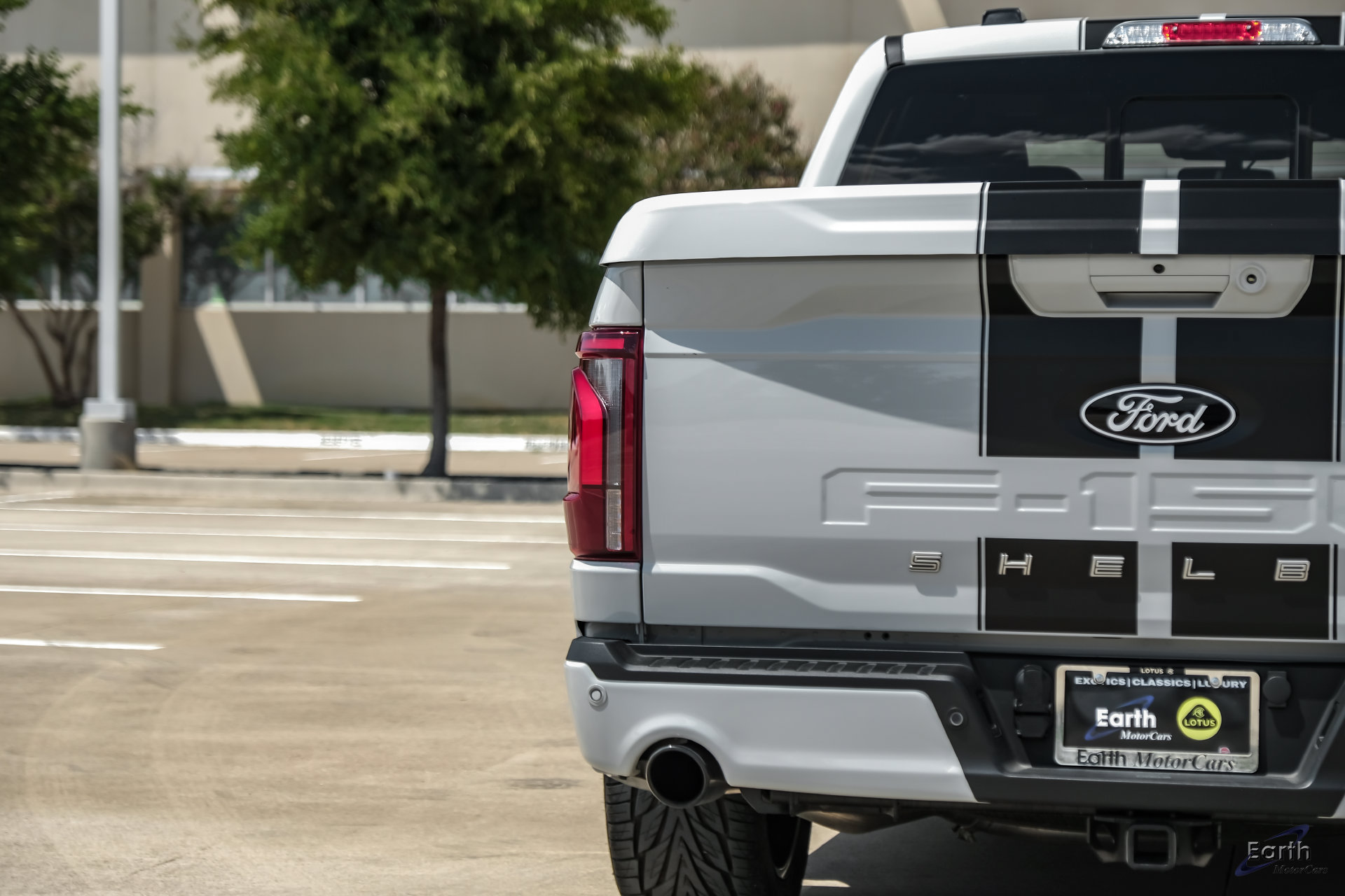Used 2025 Ford F150 Lariat w/ Equipment Group 502A High AWD/4WD image 14