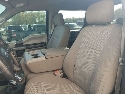 Used 2017 Ford F150 XLT image 22