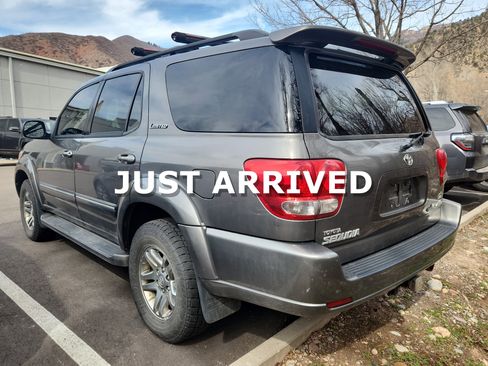 Used 2007 Toyota Sequoia Limited image 3