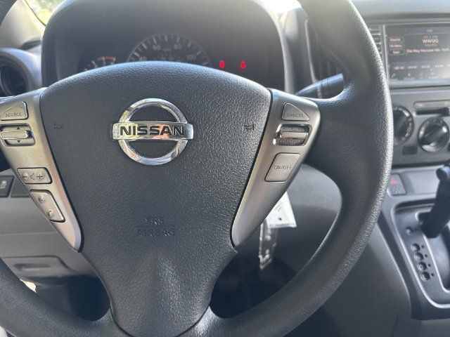 Used 2020 Nissan NV200 S FWD image 17