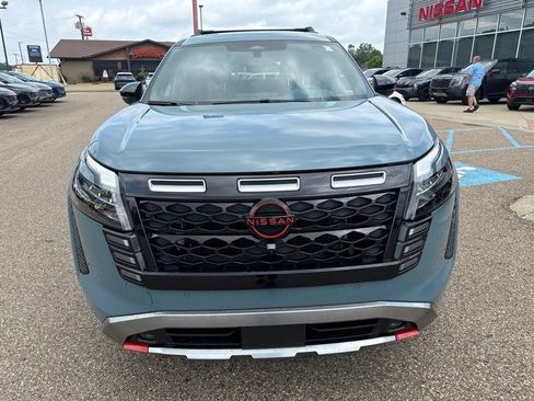 New 2026 Nissan Pathfinder Rock Creek w/ Rock Creek Premium Package AWD/4WD image 2