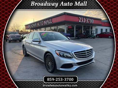 Used 2015 Mercedes-Benz C 300 4MATIC Sedan image 1