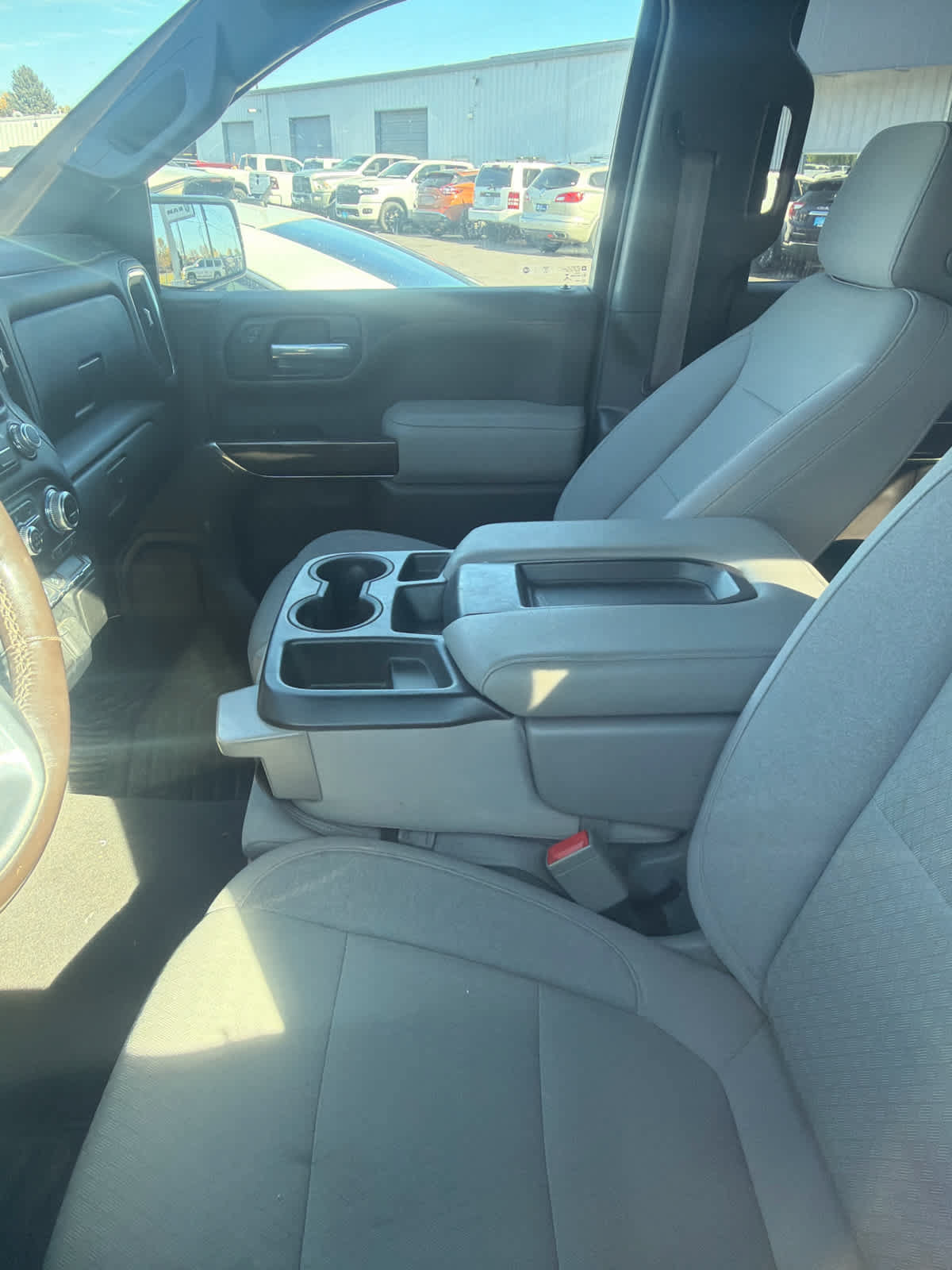 Used 2021 GMC Sierra 1500 SLE w/ X31 Off-Road Package AWD/4WD image 4