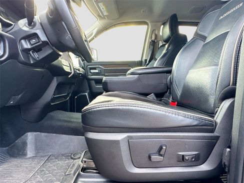 Used 2024 RAM 2500 Laramie image 19