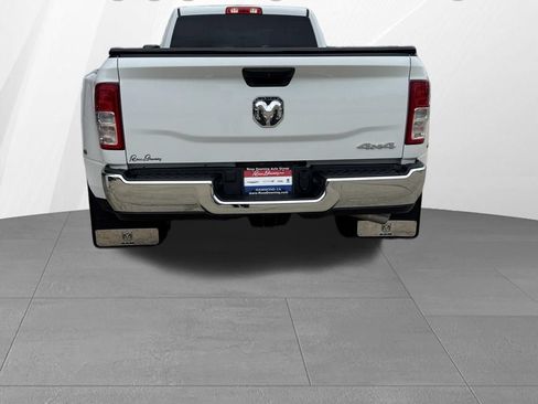 Used 2024 RAM 3500 Tradesman w/ Chrome Appearance Group AWD/4WD image 5