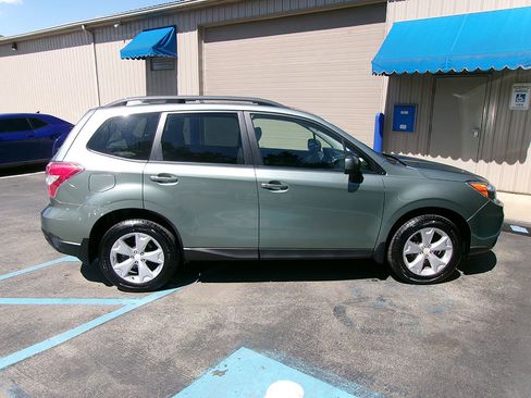Used 2016 Subaru Forester 2.5i Premium image 6