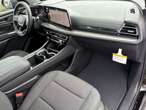 New 2026 Chevrolet Traverse LT image 30