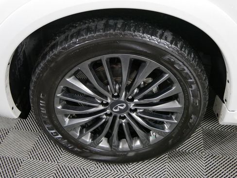 Used 2022 INFINITI QX80 Sensory AWD/4WD image 10