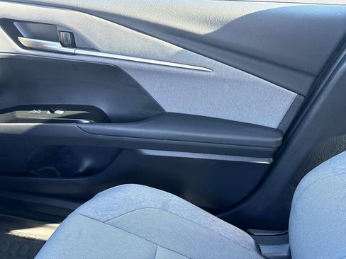 Used 2025 Toyota Camry LE image 19