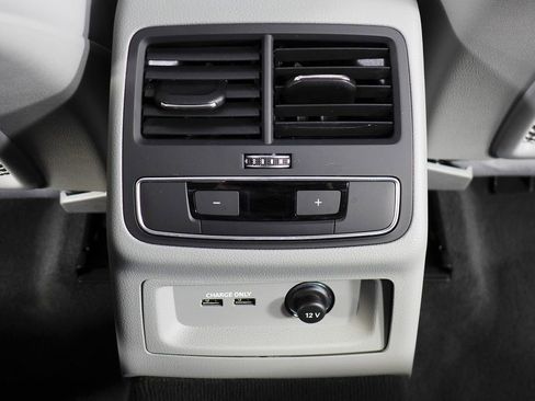 Used 2022 Audi A4 2.0T Premium Plus w/ Premium Plus Package image 24