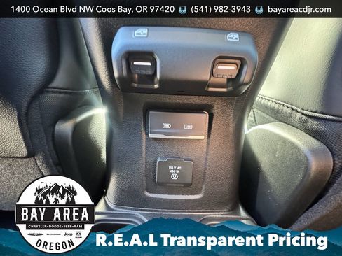 New 2026 Jeep Gladiator Rubicon w/ Steel Bumper Group AWD/4WD image 17