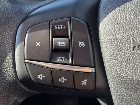 Used 2022 Ford Escape SE image 19