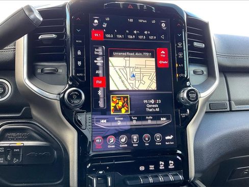 Used 2019 RAM 2500 Laramie image 26