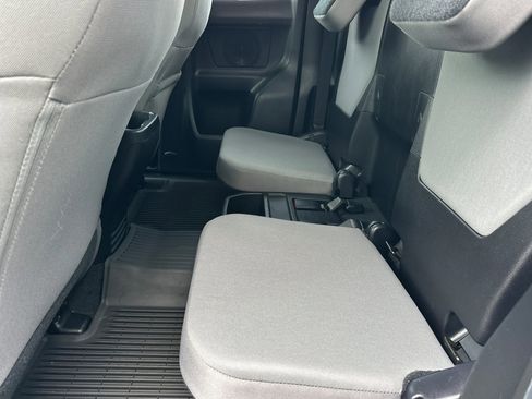 Certified 2022 Toyota Tacoma SR w/ SX Package image 12