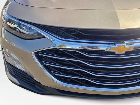 Used 2024 Chevrolet Malibu LT FWD image 29