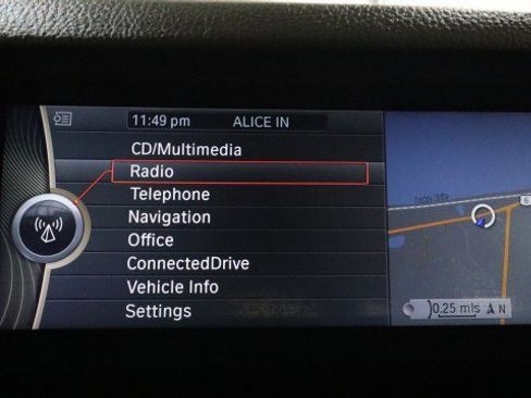 Used 2011 BMW 535i xDrive Sedan AWD/4WD image 16