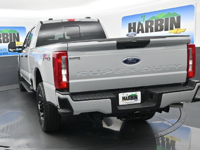 New 2026 Ford F250 XL w/ STX Appearance Package AWD/4WD image 4