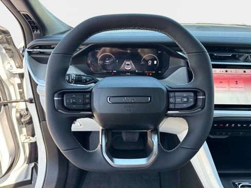 New 2026 Jeep Cherokee Overland AWD/4WD image 27
