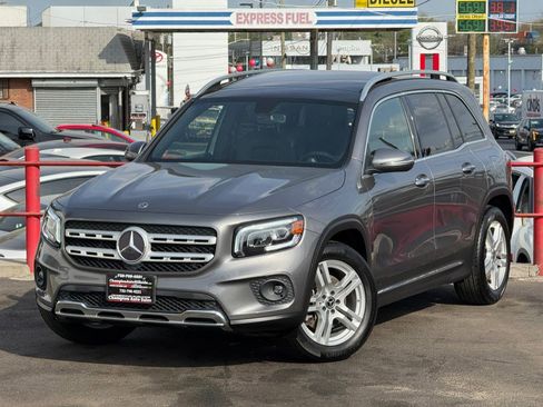 Used 2021 Mercedes-Benz GLB 250 4MATIC image 9