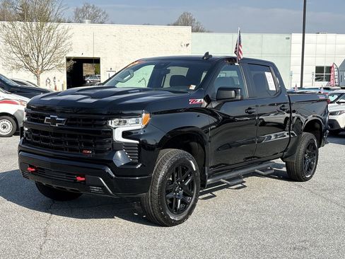 Used 2024 Chevrolet Silverado 1500 LT Trail Boss w/ Protection Package image 6