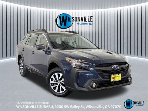 Used 2025 Subaru Outback image 1