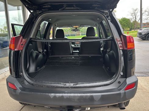 Used 2014 Toyota RAV4 LE AWD/4WD image 21