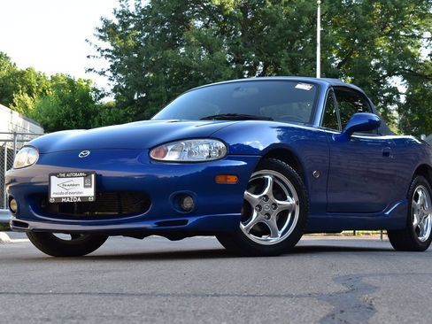 Used 1999 MAZDA MX-5 Miata 10th Anniversary Edition RWD image 48