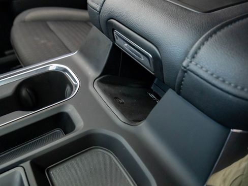 Used 2022 Chevrolet Silverado 1500 RST w/ Convenience Package II image 27