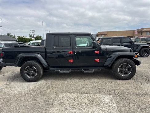Used 2022 Jeep Gladiator Sport AWD/4WD image 4