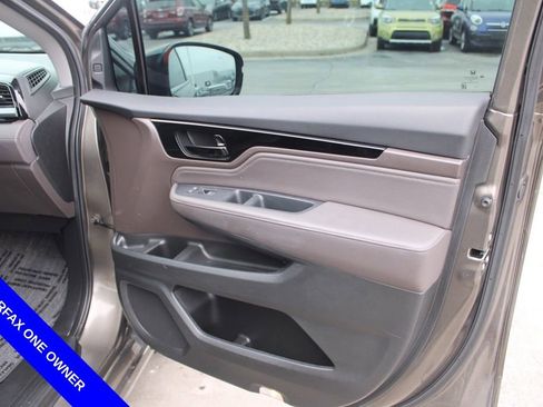 Used 2023 Honda Odyssey Elite image 21