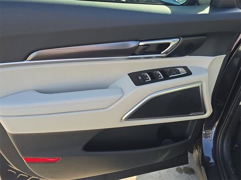 New 2025 Kia Telluride S image 18