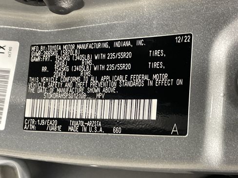 Certified 2023 Toyota Highlander XSE image 36