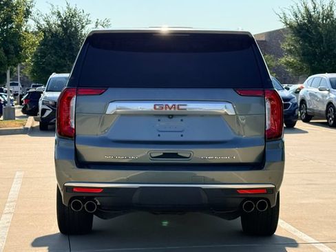Used 2024 GMC Yukon XL Denali RWD image 12