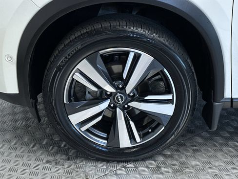 Used 2023 Nissan Rogue Platinum w/ Platinum Premium Package FWD image 26