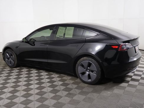 Used 2023 Tesla Model 3 Standard Range image 14