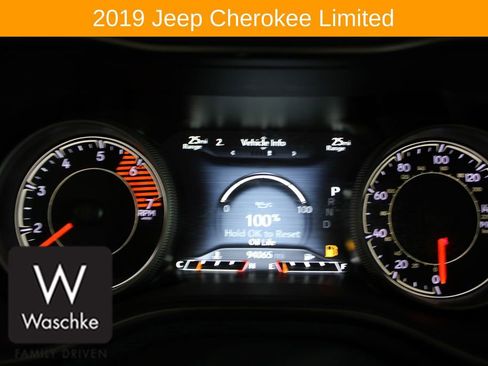 Used 2019 Jeep Cherokee Limited AWD/4WD image 37