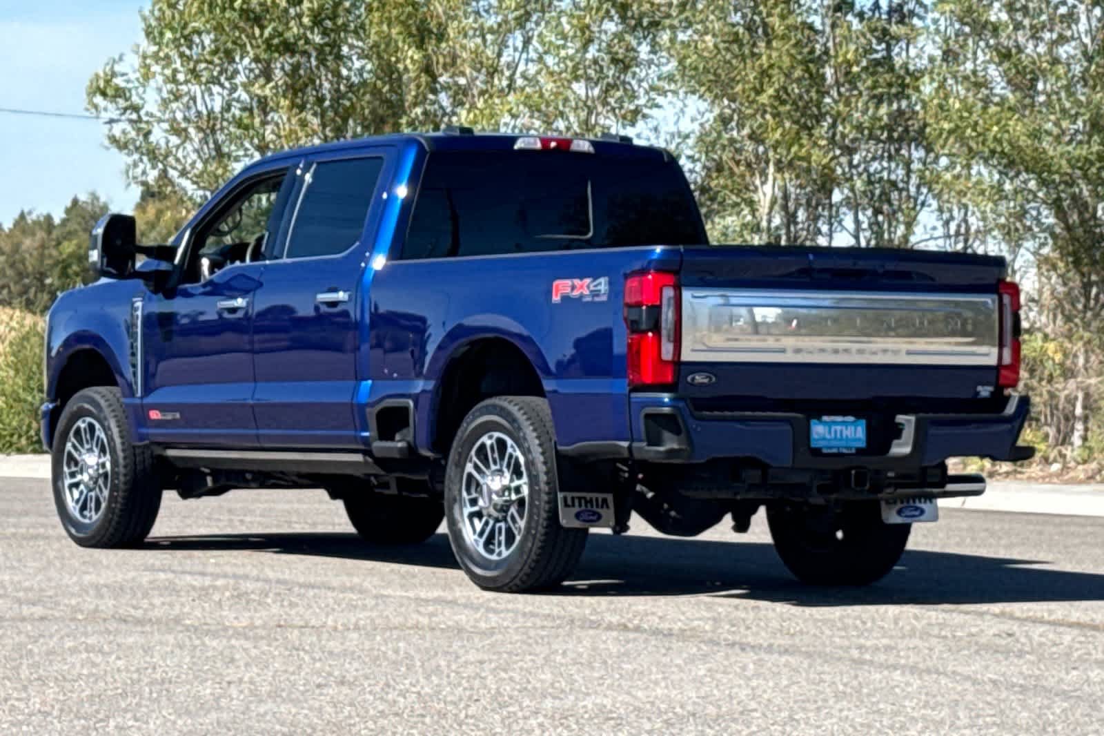 Certified 2026 Ford F350 Platinum w/ Platinum Plus Package AWD/4WD image 6
