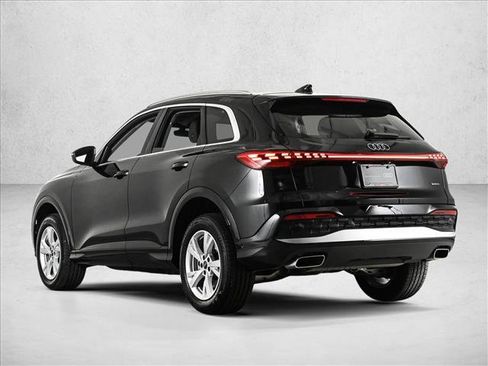 Certified 2025 Audi Q5 Premium w/ Convenience Package AWD/4WD image 8