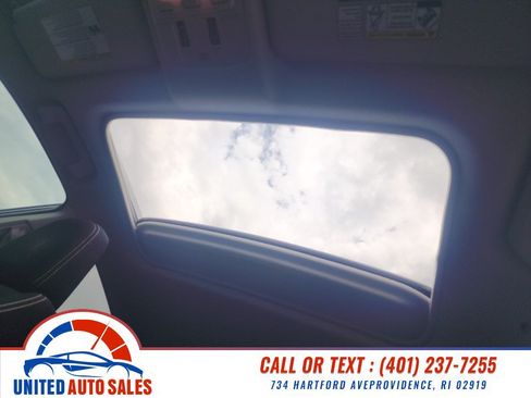 Used 2013 Toyota RAV4 XLE AWD/4WD image 18