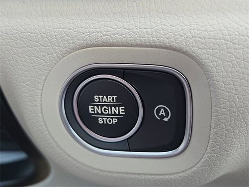 New 2026 Mercedes-Benz GLE 450 4MATIC image 8