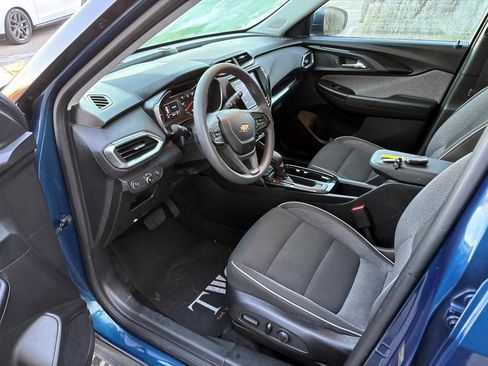 Used 2021 Chevrolet TrailBlazer LT w/ Convenience Package FWD image 25