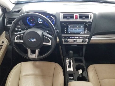 Used 2015 Subaru Outback 2.5i Limited AWD/4WD image 3