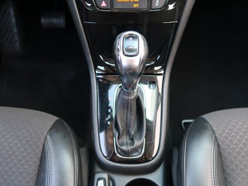 Used 2018 Buick Encore Preferred FWD image 19