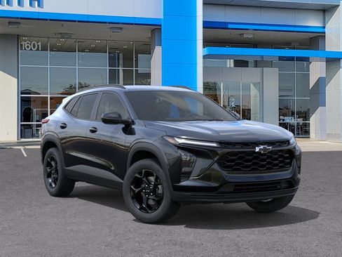 New 2026 Chevrolet Trax LT w/ Midnight Edition FWD image 31
