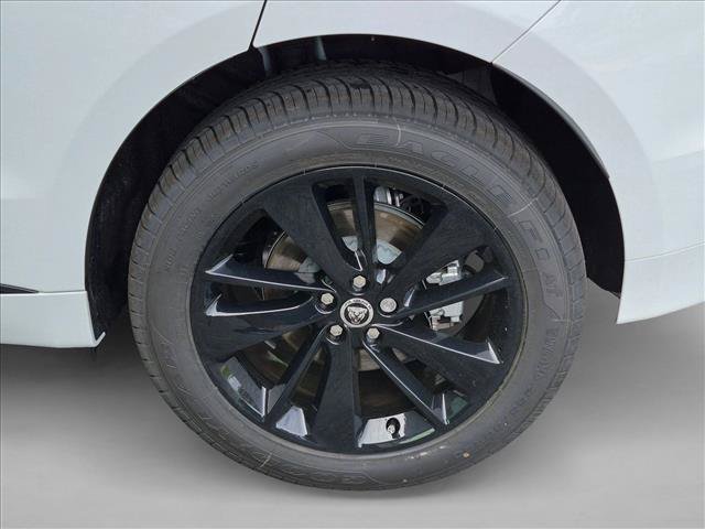 New 2026 Jaguar F-PACE R-Dynamic S AWD/4WD image 9