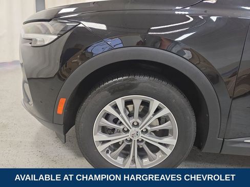 Used 2023 Buick Envision Preferred image 41