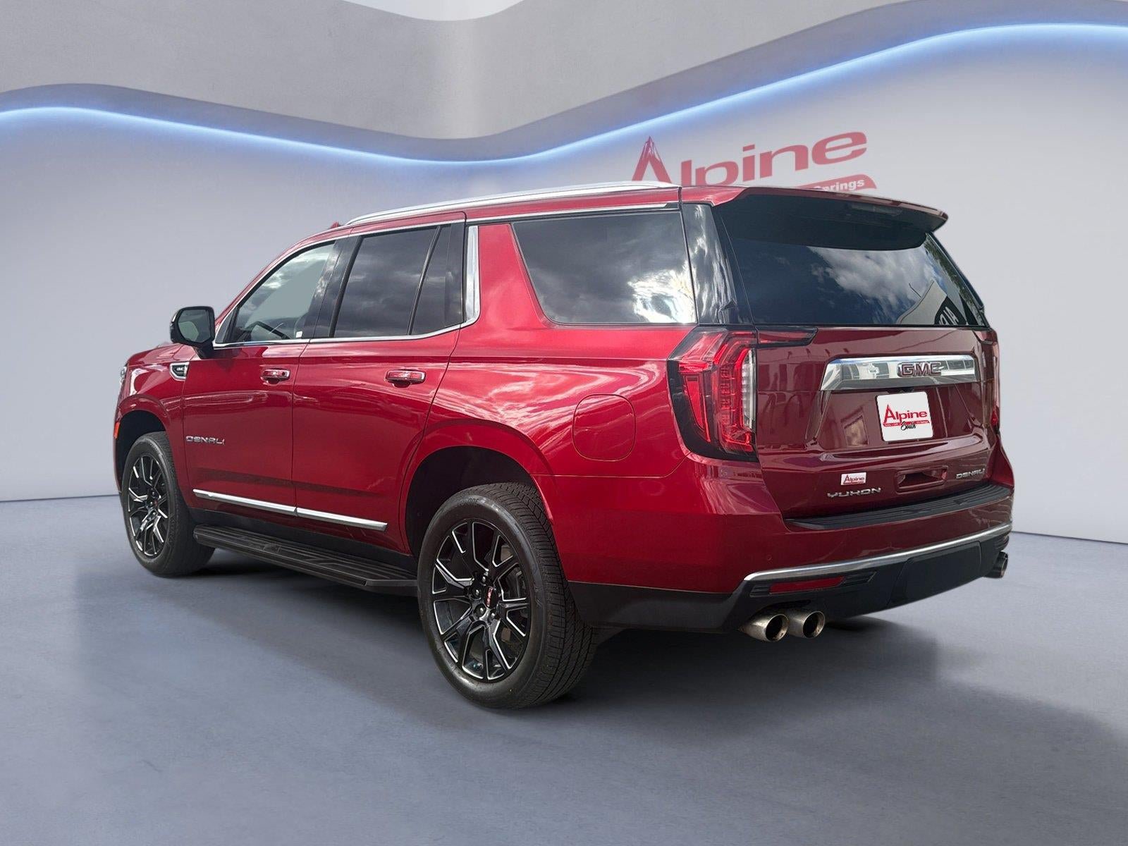 Used 2023 GMC Yukon Denali w/ Max Trailering Package AWD/4WD image 3