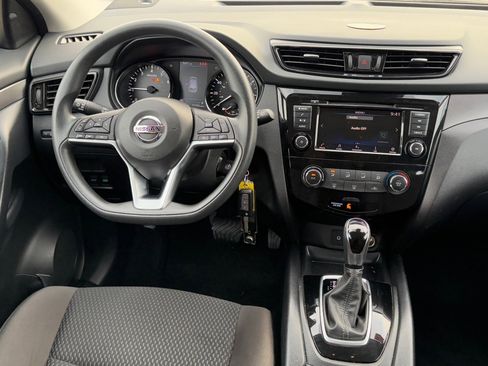 Certified 2021 Nissan Rogue Sport S image 14