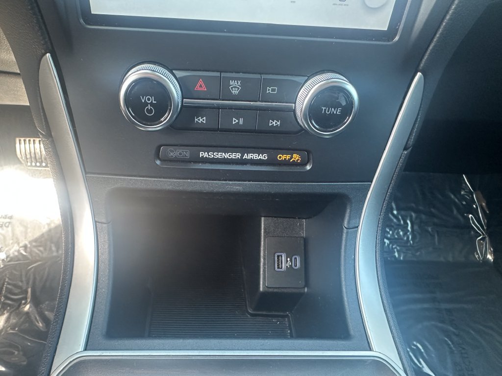 Used 2024 Ford Edge SEL AWD/4WD image 21