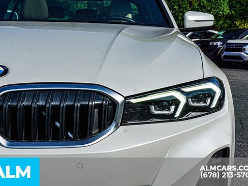 Used 2025 BMW 330i Sedan RWD image 11